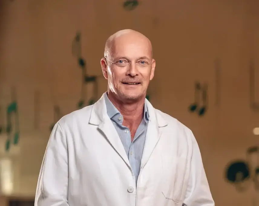 Porträt von Dr. David J. Peet, Reproduktionsmediziner am Institut Marquès