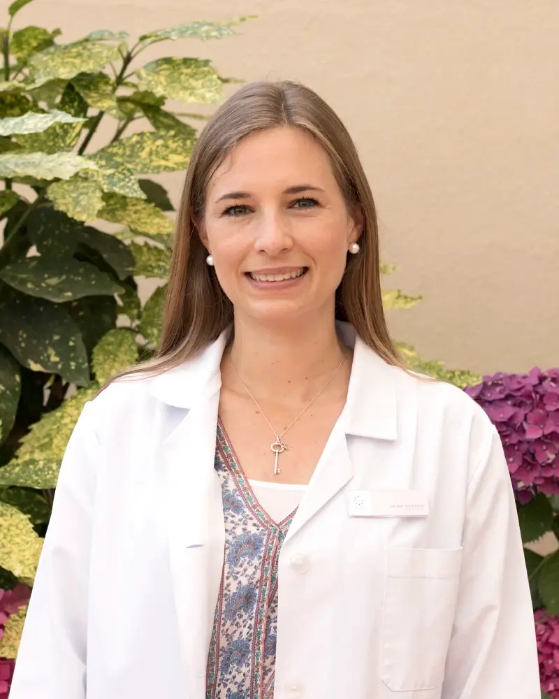 Porträt von Dr. Jana Bechthold, Reproduktionsmedizinerin bei Clinica Tambre